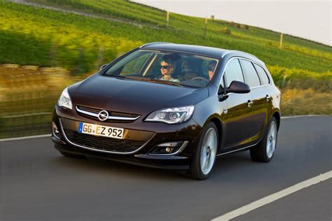Энергосберегающие решения в модели Astra J от Opel